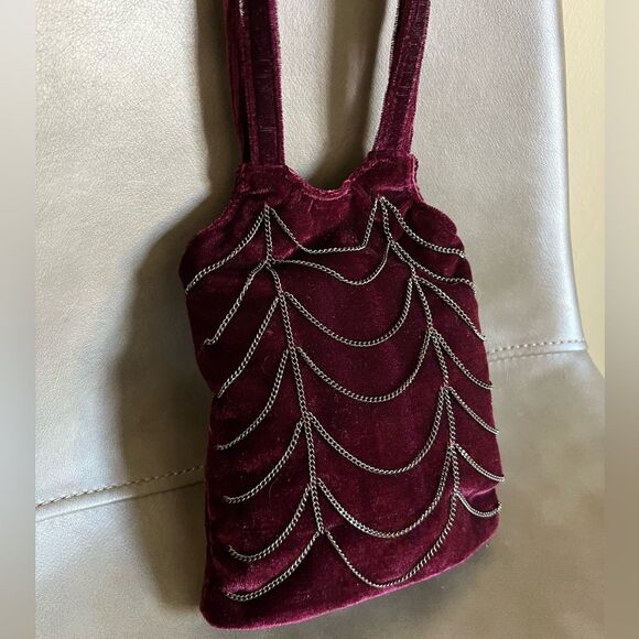 Vintage burgundy velvet glam goth spider web chains mini bag wristlet formal - Picture 2 of 8